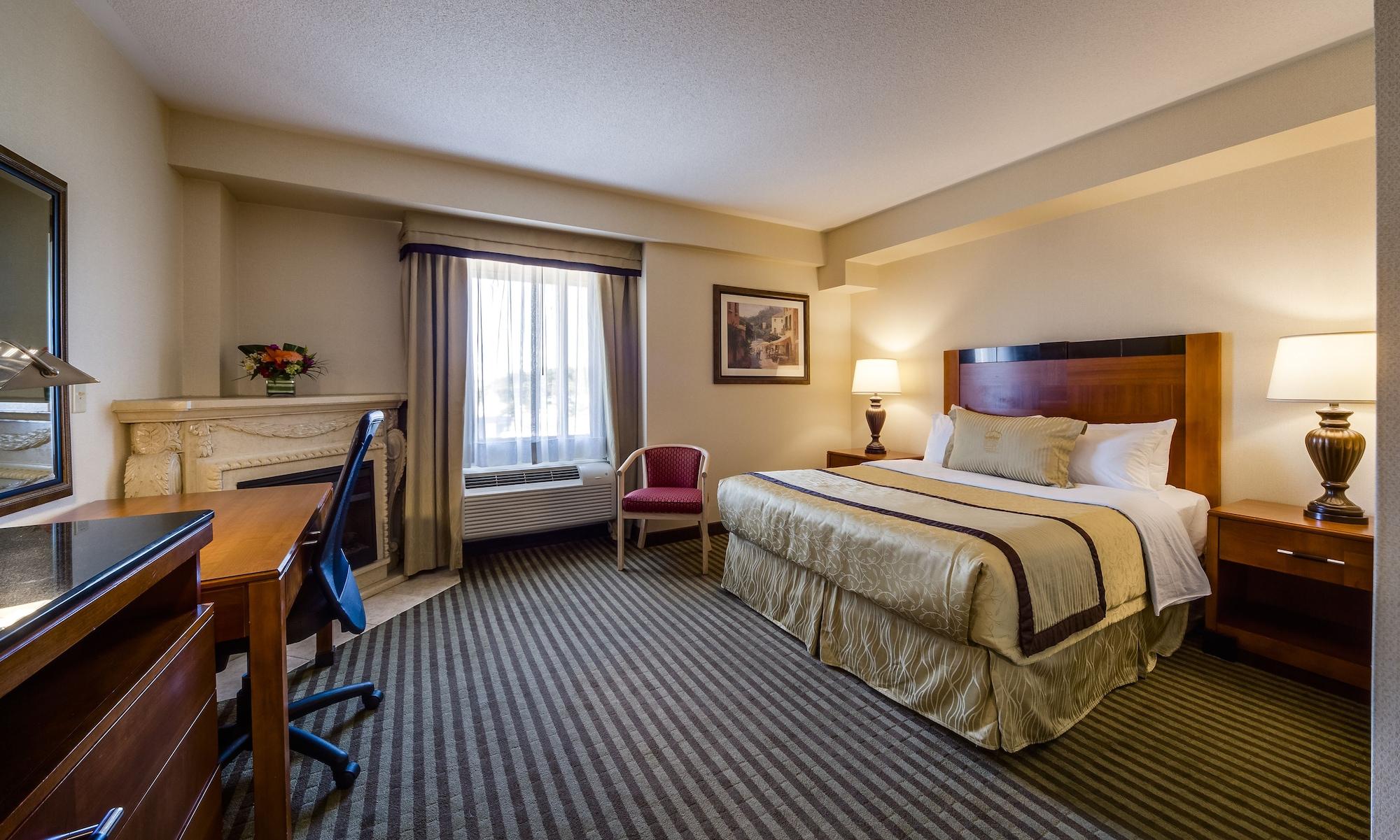 Monte Carlo Inn Barrie - Newly Renovated Екстер'єр фото